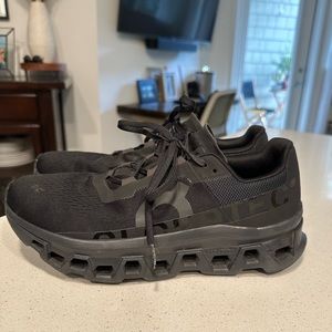 On Cloud Cloudmonster